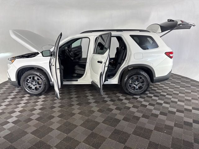 2025 Honda Pilot AWD TrailSport