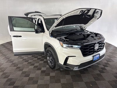 2025 Honda Pilot AWD TrailSport