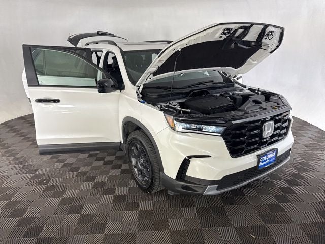 2025 Honda Pilot AWD TrailSport