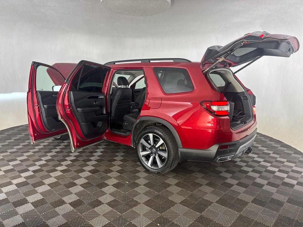 2025 Honda Pilot Touring - Photo 18