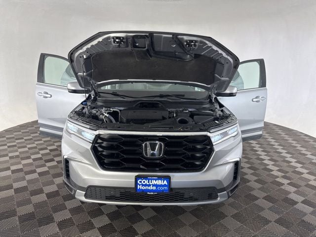 2023 Honda Pilot AWD TRG