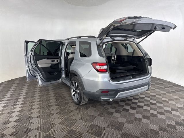 2023 Honda Pilot AWD TRG