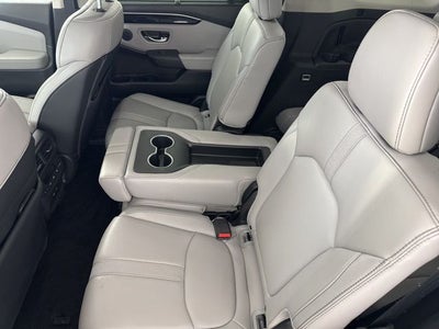 2023 Honda Pilot AWD TRG