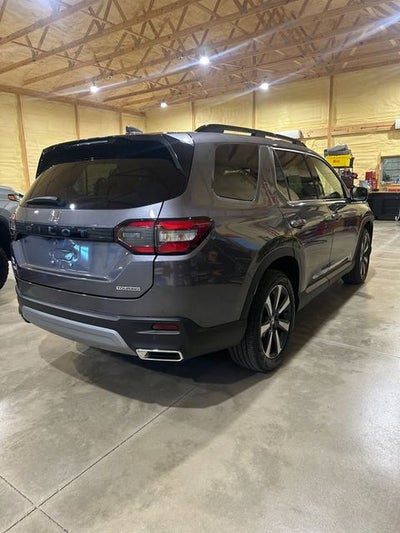 2025 Honda Pilot Touring