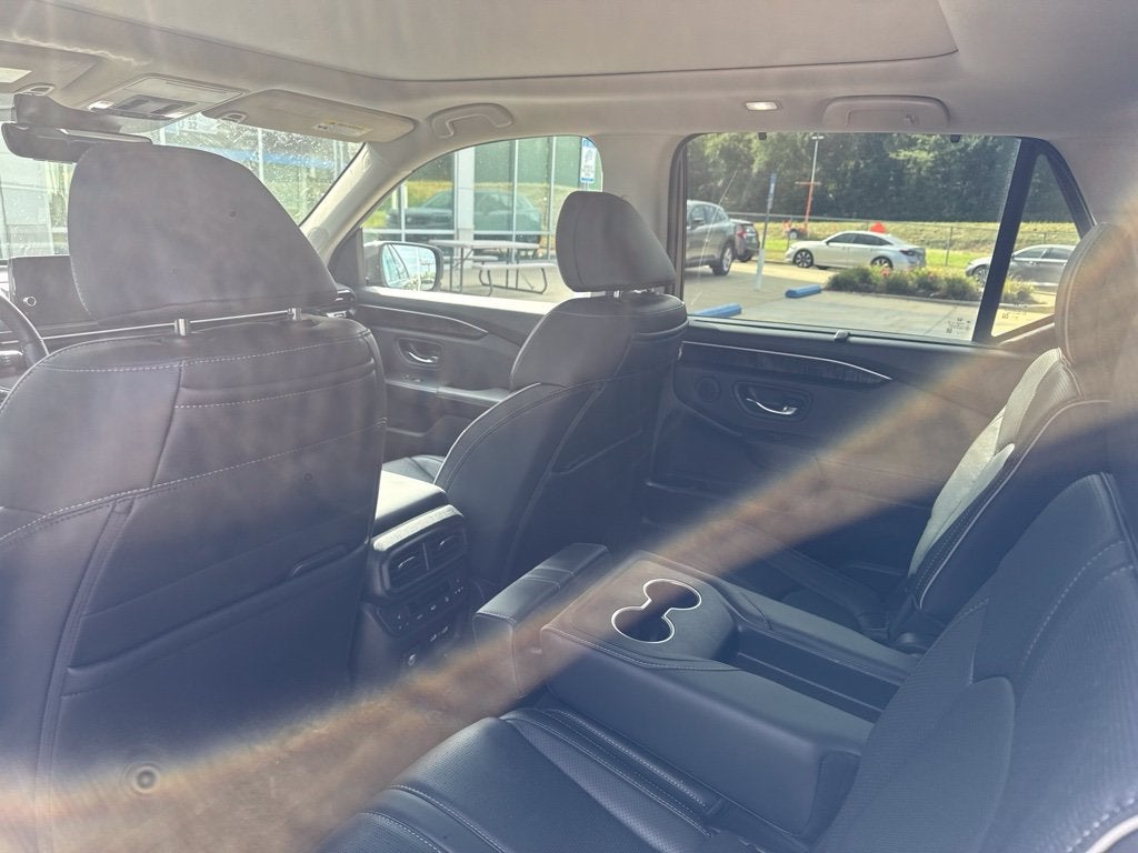 2023 Honda Pilot Elite