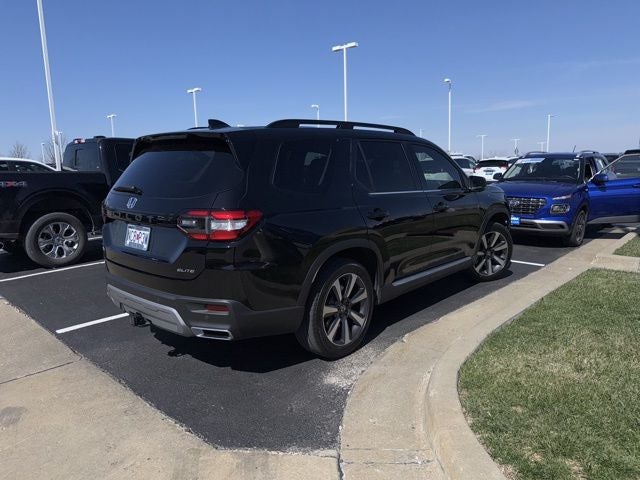 2023 Honda Pilot Elite