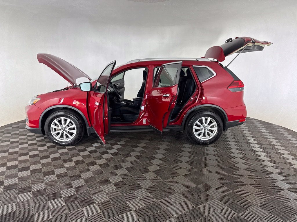 2017 Nissan Rogue SV