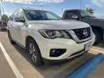 2017 Nissan Pathfinder SL
