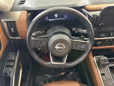 2022 Nissan Pathfinder Platinum