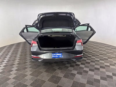 2022 Hyundai Elantra SEL