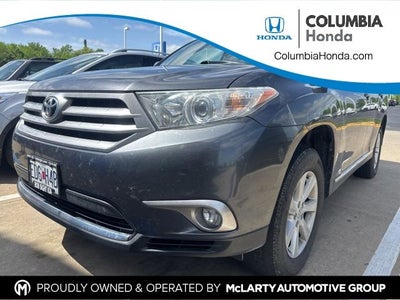 2013 Toyota Highlander SE