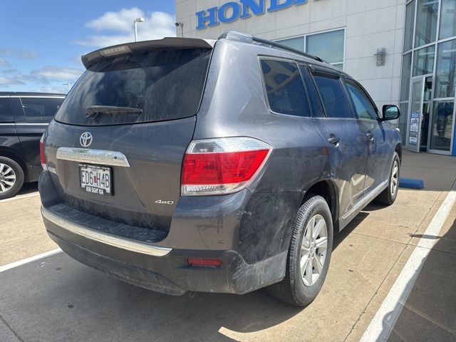 2013 Toyota Highlander SE