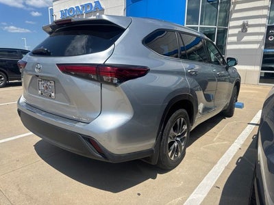 2020 Toyota Highlander XLE