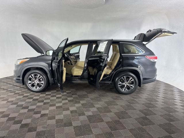 2016 Toyota Highlander XLE V6