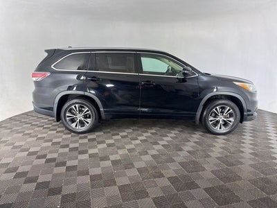 2016 Toyota Highlander XLE V6