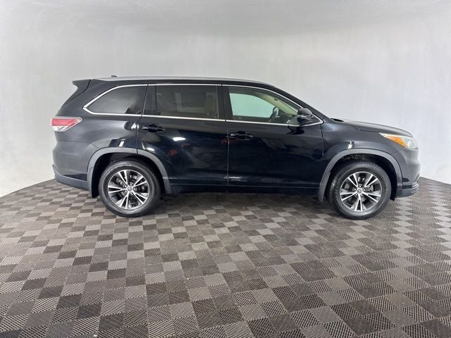 2016 Toyota Highlander XLE V6