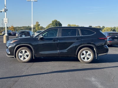2024 Toyota Highlander LE
