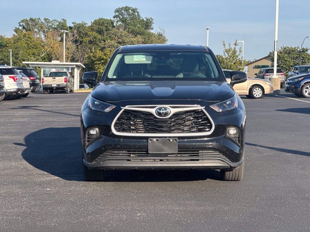 2024 Toyota Highlander LE