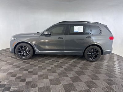 2022 BMW X7 xDrive40i