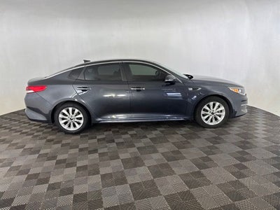 2017 Kia Optima LX