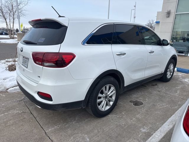 2019 Kia Sorento LX