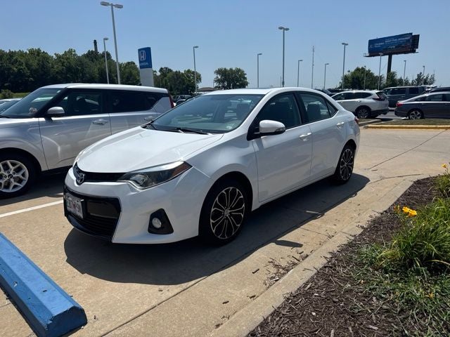 2015 Toyota Corolla S Plus
