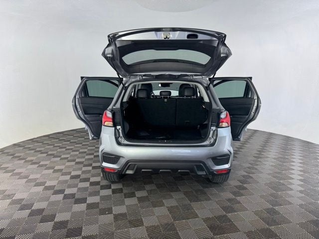 2023 Mitsubishi Outlander Sport 2.0 SE