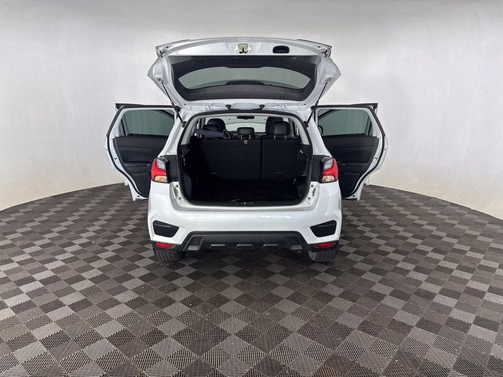 2023 Mitsubishi Outlander Sport 2.0 SE