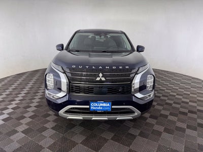 2023 Mitsubishi Outlander SE