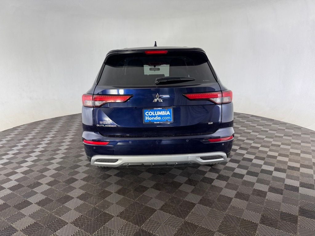 2023 Mitsubishi Outlander SE
