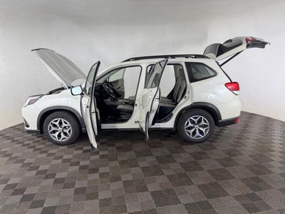 2024 Subaru Forester Premium