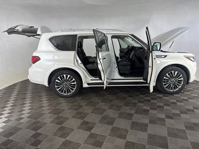 2019 INFINITI QX80 LUXE