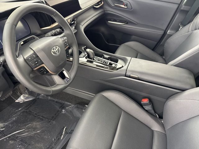2025 Toyota Crown Signia Limited