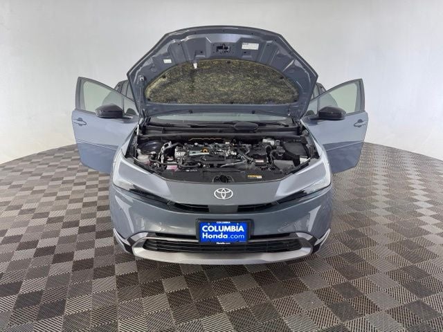 2025 Toyota Prius XLE