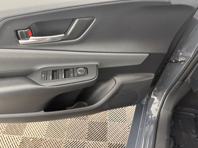 2025 Toyota Prius XLE