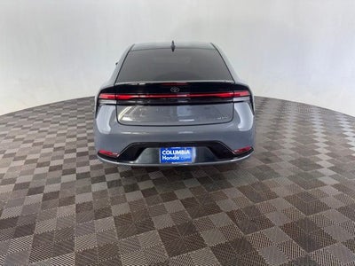 2025 Toyota Prius XLE
