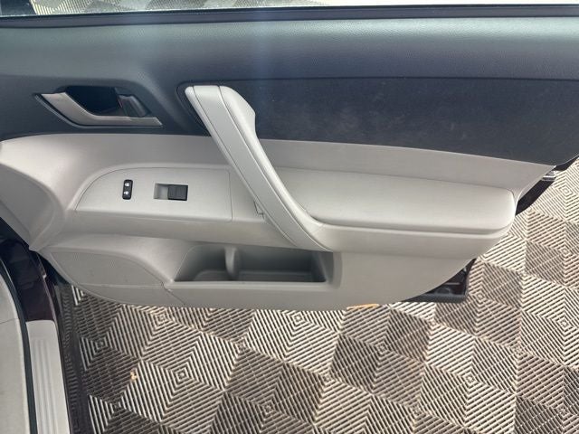 2011 Toyota Highlander Hybrid Base