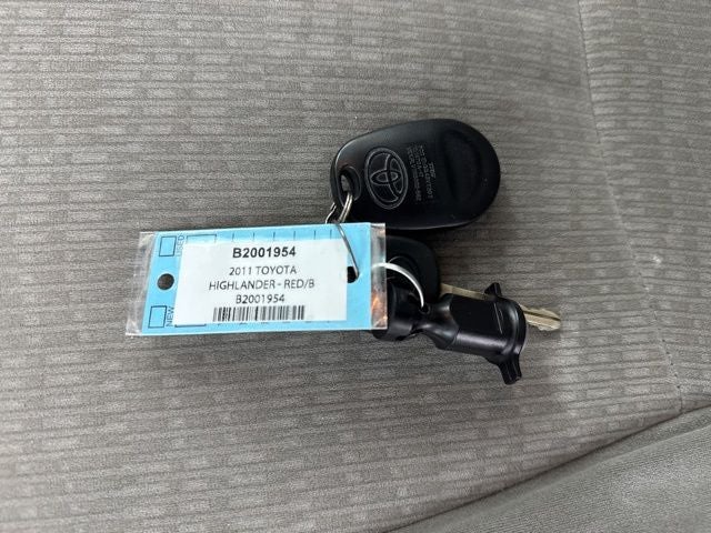 2011 Toyota Highlander Hybrid Base
