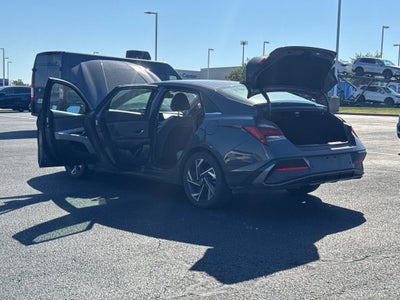 2024 Hyundai Elantra Limited