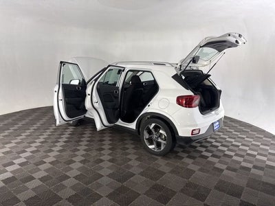 2023 Hyundai Venue SEL