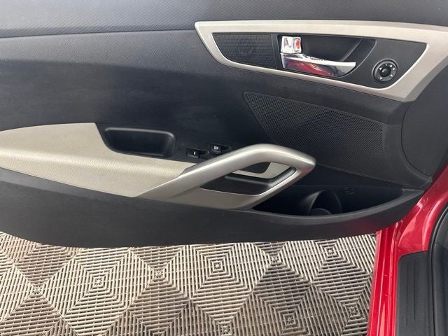 2014 Hyundai Veloster Base w/Gray