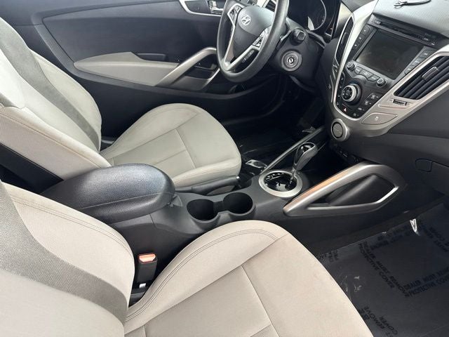 2014 Hyundai Veloster Base w/Gray