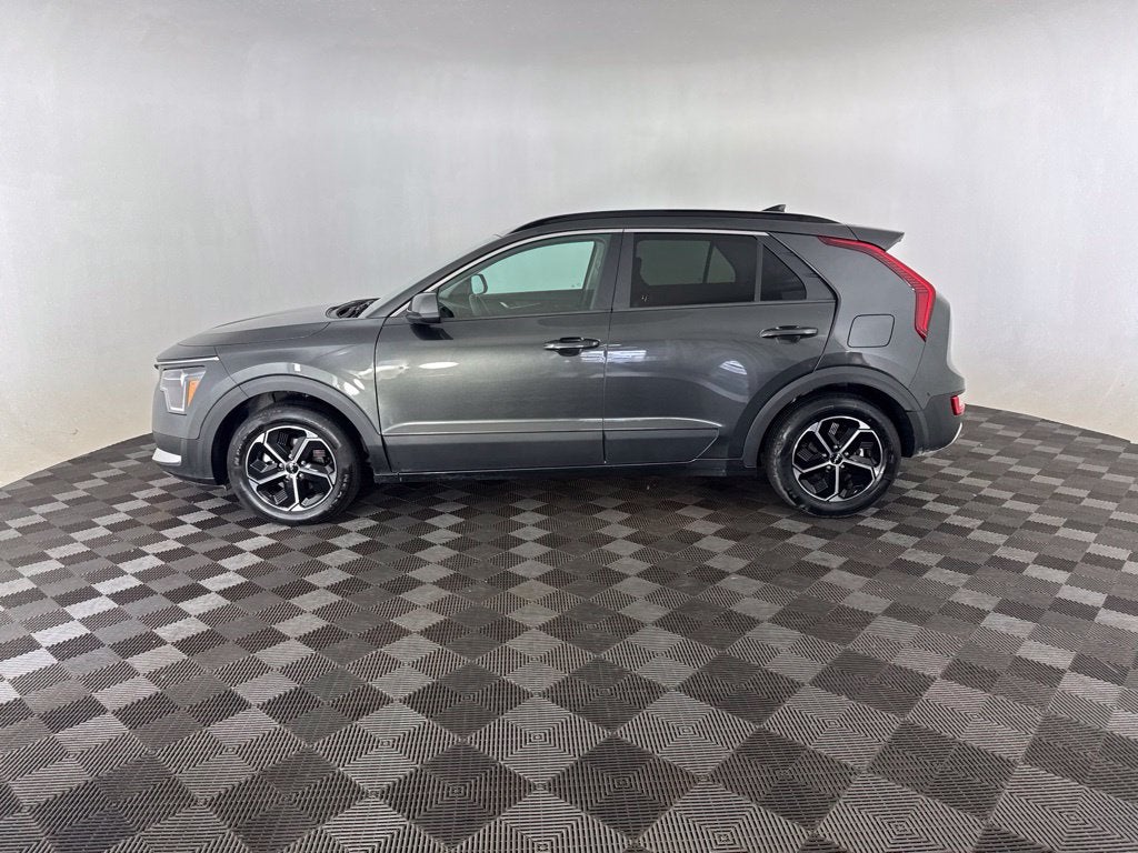 2025 Kia Niro LX