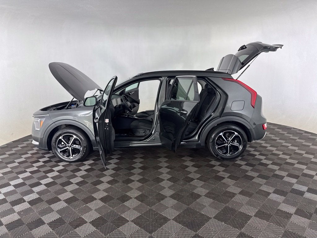 2025 Kia Niro LX