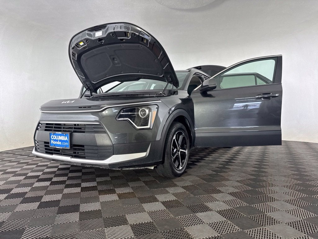 2025 Kia Niro LX