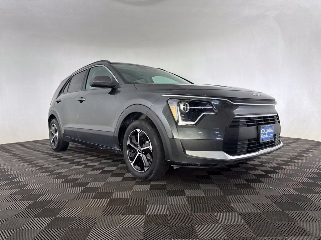 2025 Kia Niro LX