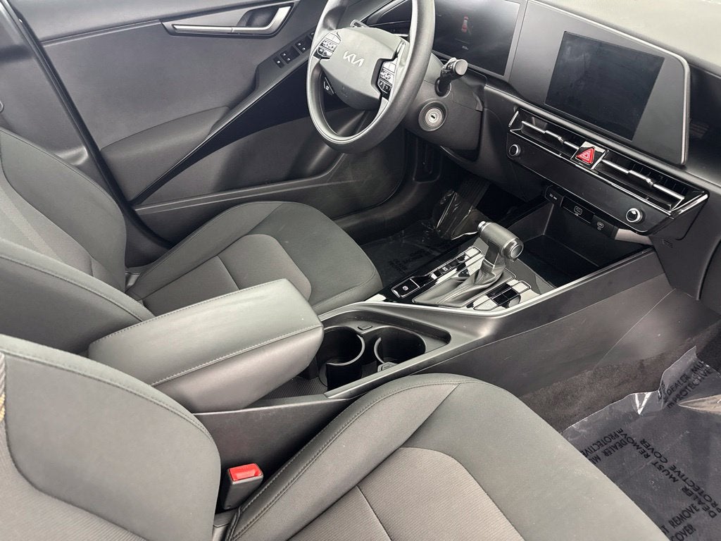 2025 Kia Niro LX