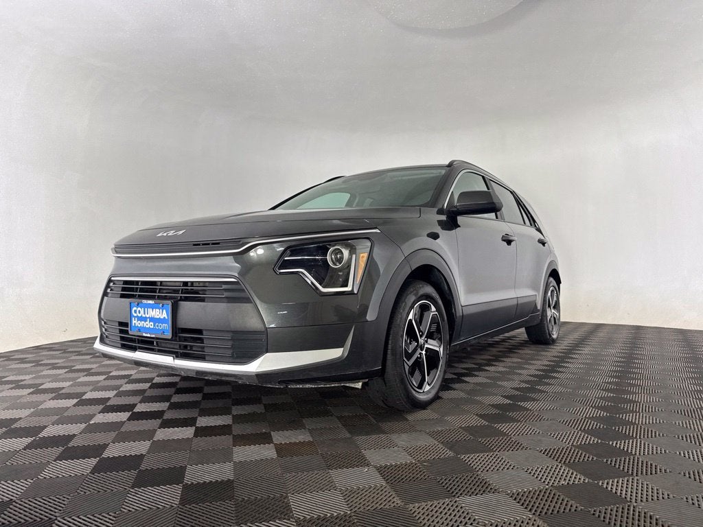 2025 Kia Niro LX