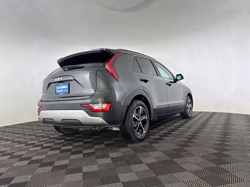 2025 Kia Niro LX