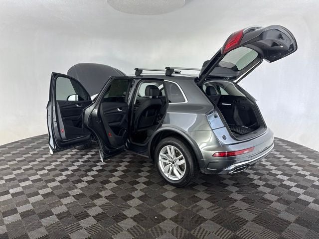 2023 Audi Q5 45 S line Premium quattro